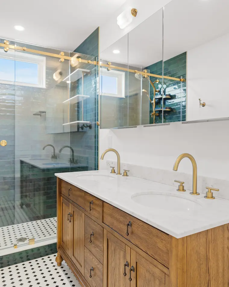 Savin Hill Residence